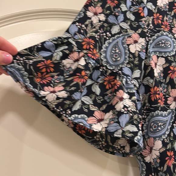 LOFT Paisley Floral Short Sleeve Flowy Blouse - Picture 3 of 7